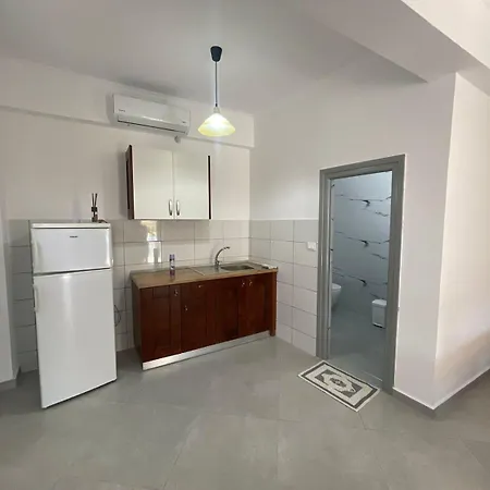 Apartment View Qeparo