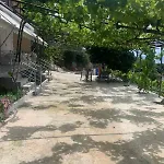 Apartman View Qeparo